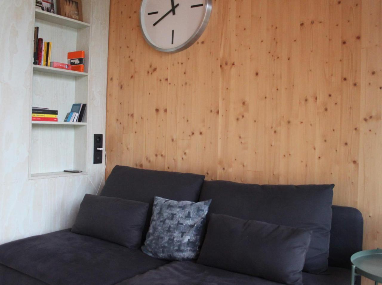 Roots Tiny House Apartment ติลเบิร์ก ภายนอก รูปภาพ