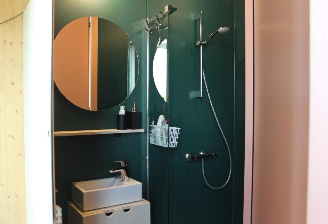 Roots Tiny House Apartment ติลเบิร์ก ภายนอก รูปภาพ