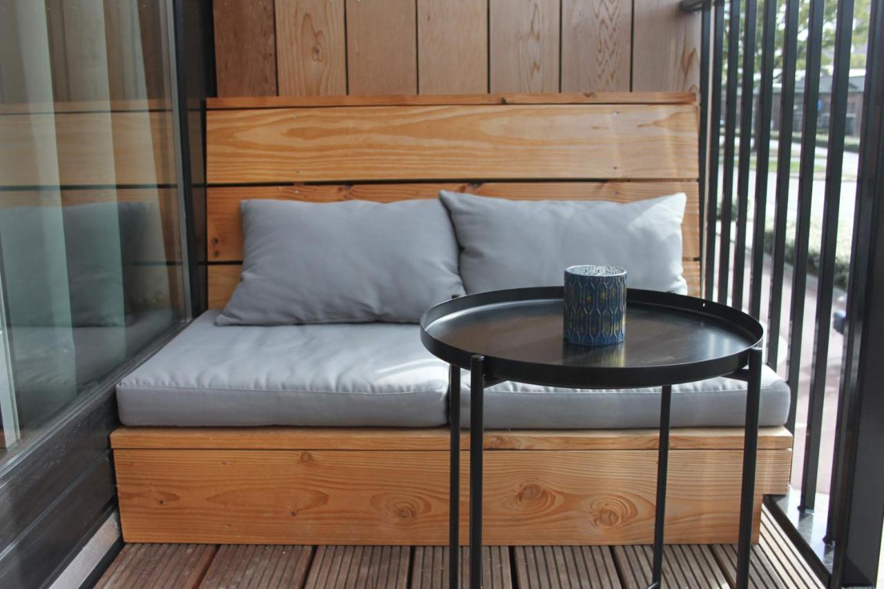 Roots Tiny House Apartment ติลเบิร์ก ภายนอก รูปภาพ
